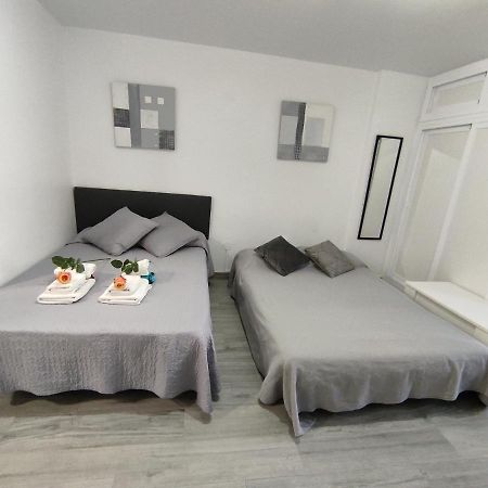 Apartamento Estudio Júpiter Benalmádena Cerca Playa Exterior foto