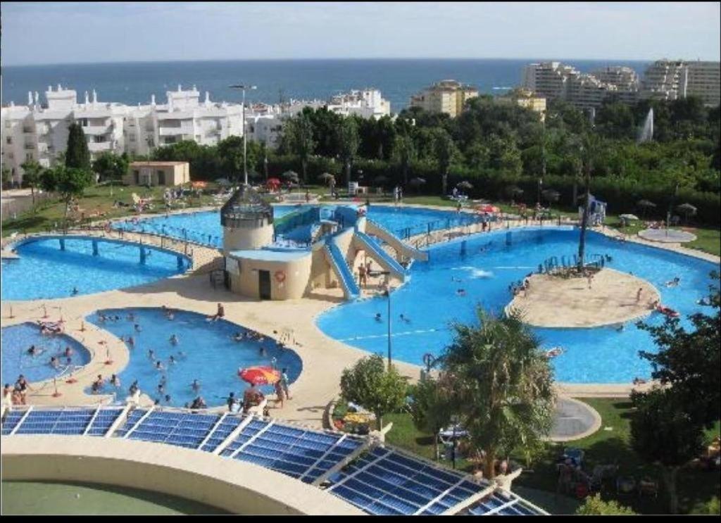 Apartamento Estudio Júpiter Benalmádena Cerca Playa Exterior foto