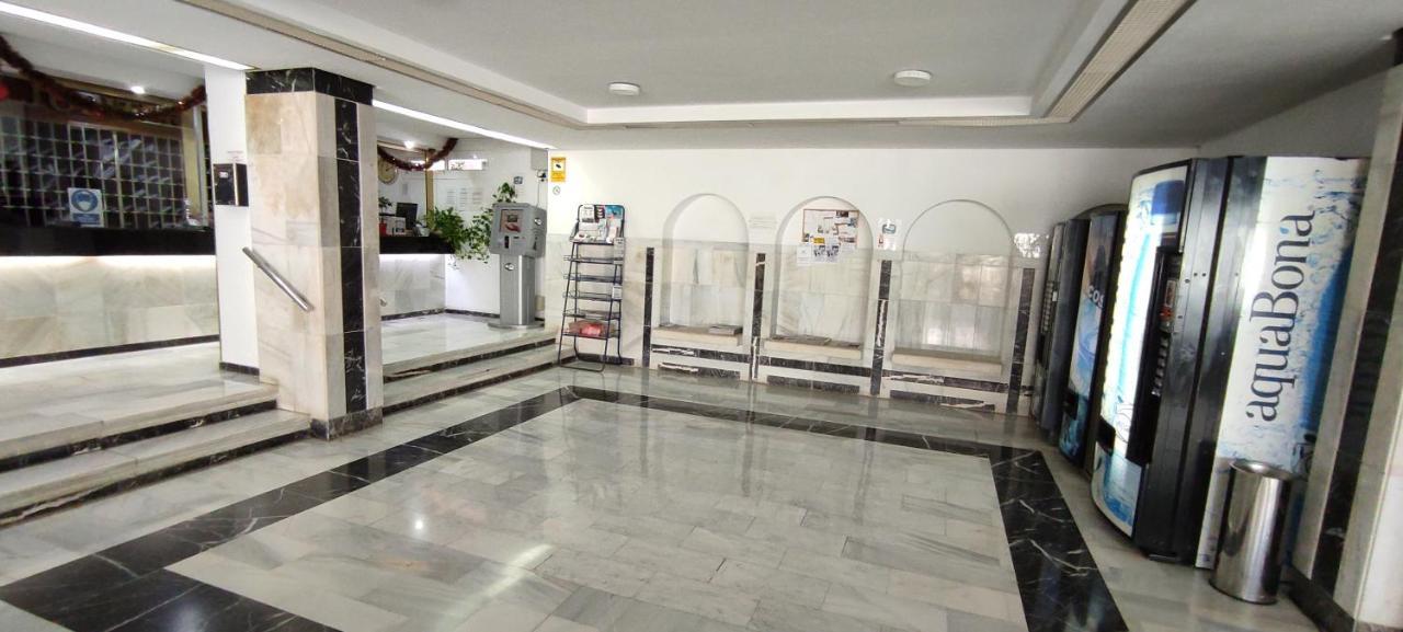 Apartamento Estudio Júpiter Benalmádena Cerca Playa Exterior foto