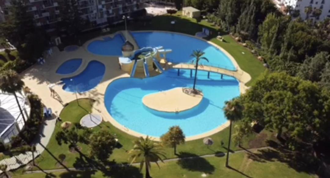 Apartamento Estudio Júpiter Benalmádena Cerca Playa Exterior foto