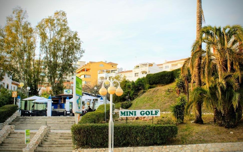 Apartamento Estudio Júpiter Benalmádena Cerca Playa Exterior foto