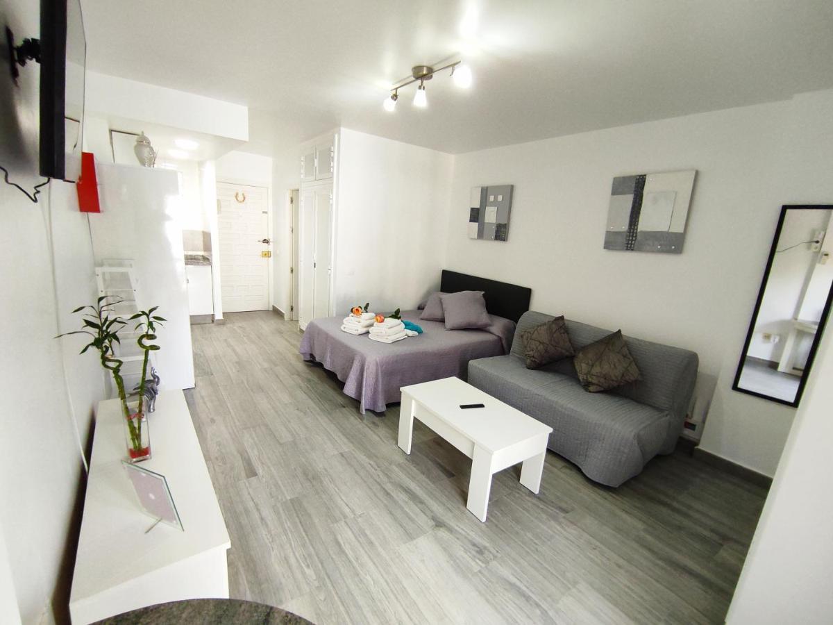 Apartamento Estudio Júpiter Benalmádena Cerca Playa Exterior foto