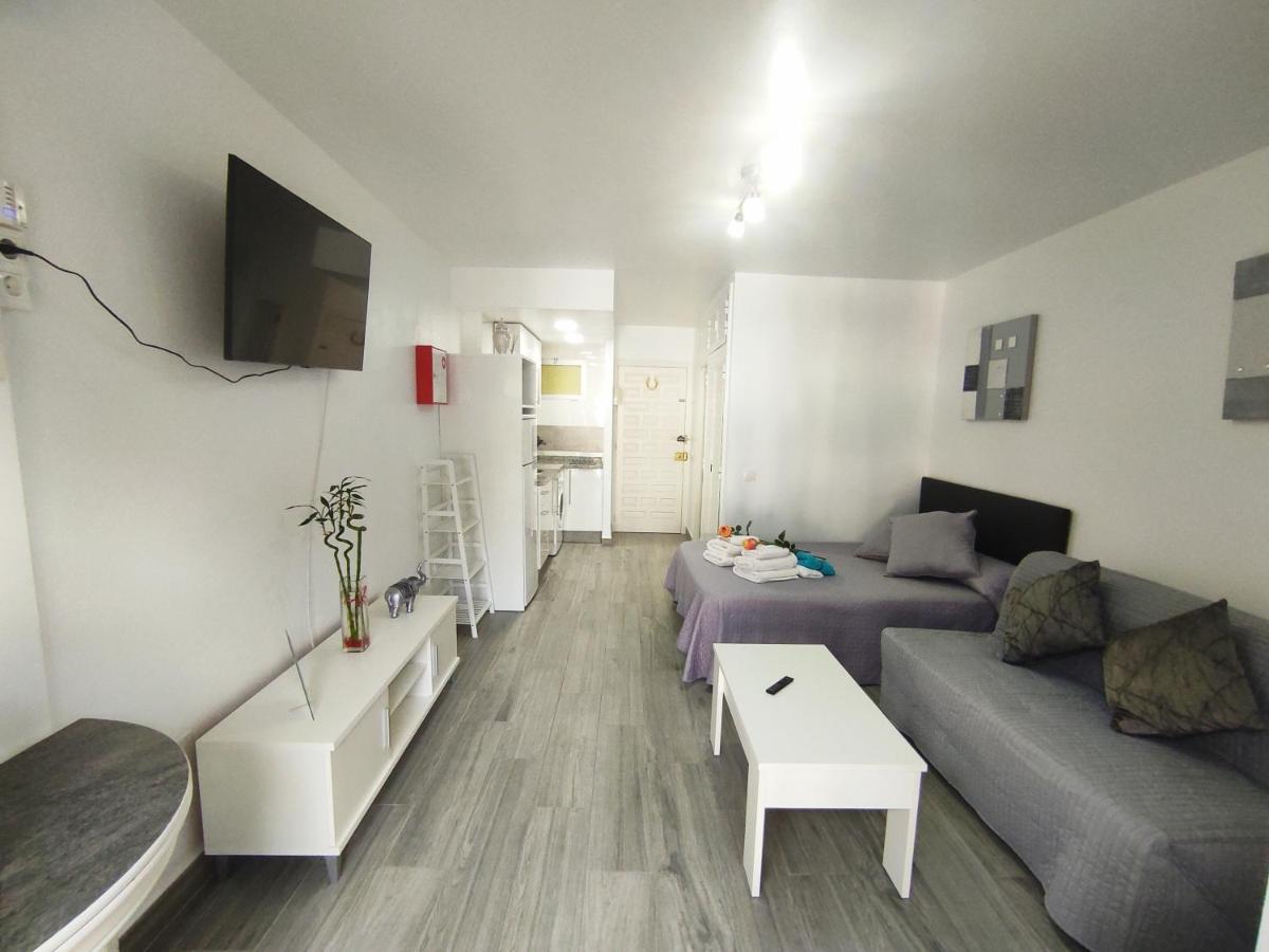 Apartamento Estudio Júpiter Benalmádena Cerca Playa Exterior foto