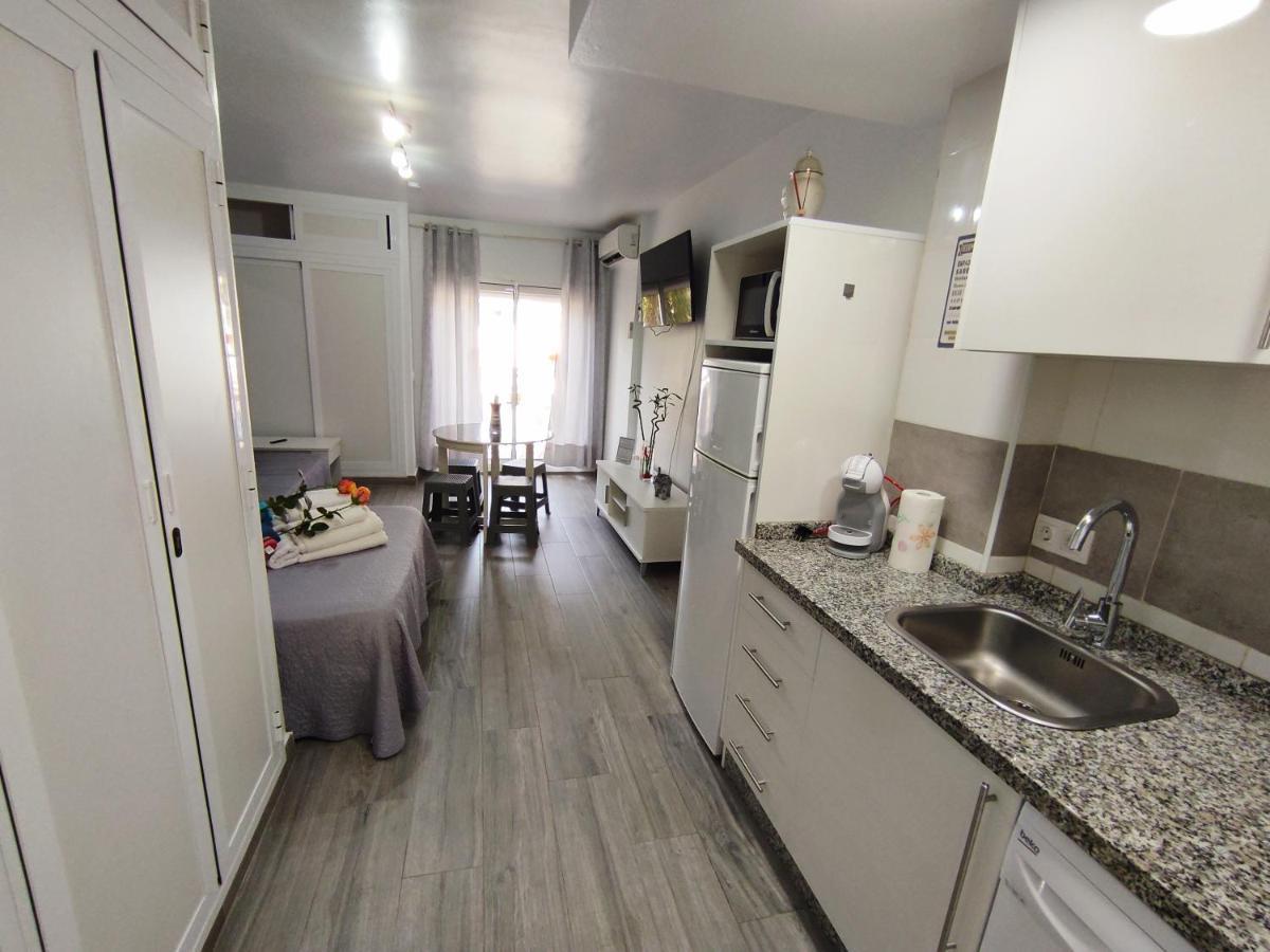 Apartamento Estudio Júpiter Benalmádena Cerca Playa Exterior foto